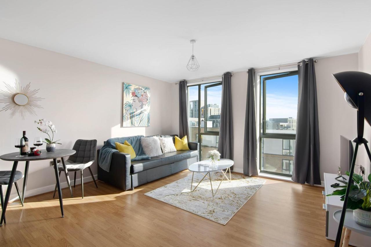 Spacious & Cosy, Netflix, Parking, Colindale Station Hendon Dış mekan fotoğraf