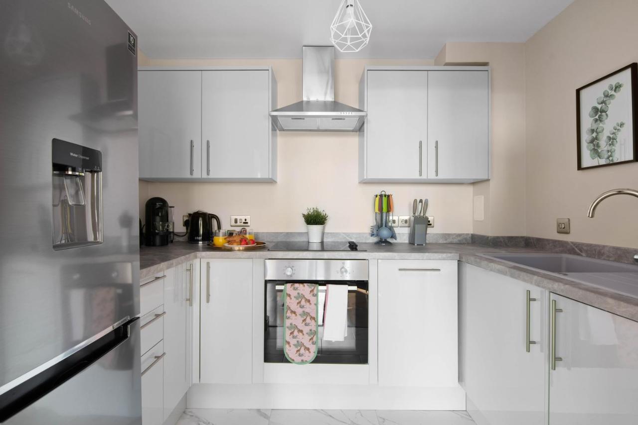 Spacious & Cosy, Netflix, Parking, Colindale Station Hendon Dış mekan fotoğraf